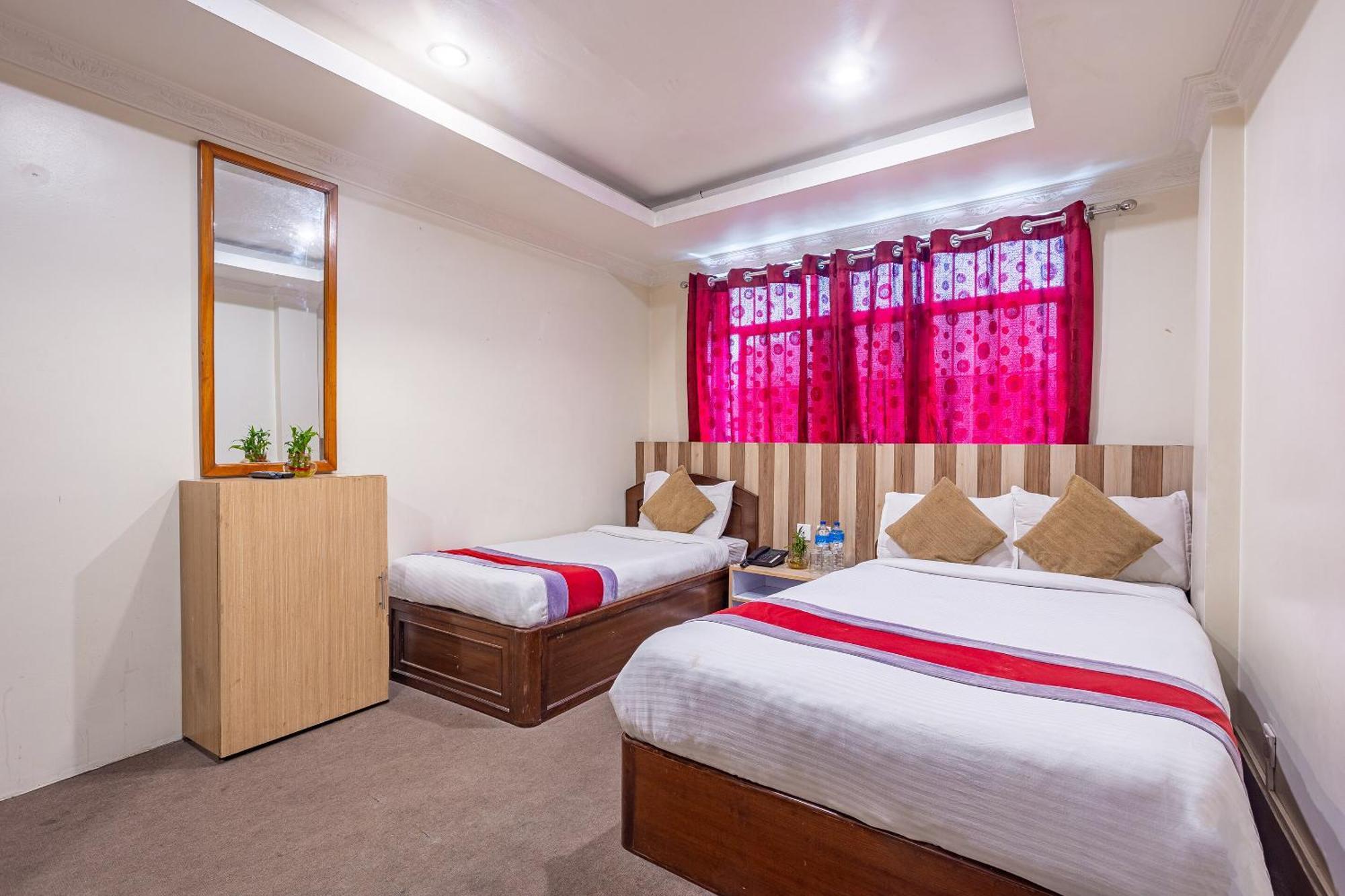 Oyo 821 Hotel Gauri Kathmandu Exterior foto